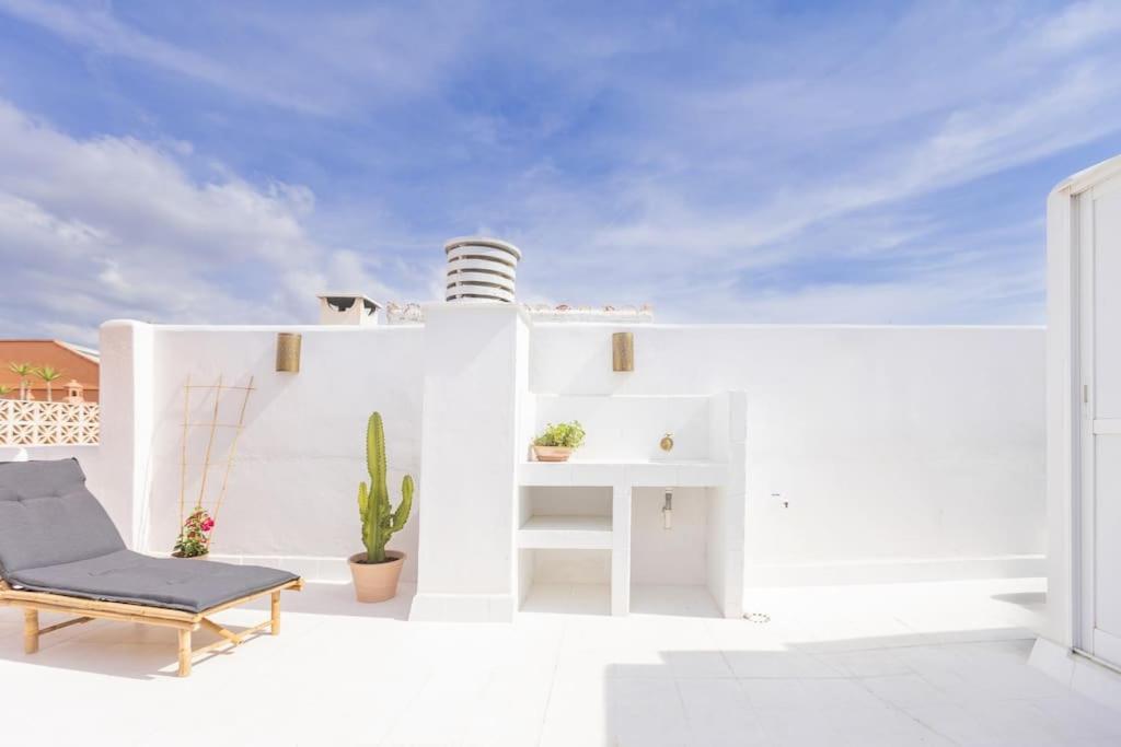 Downtown Flat With 46 Sqm Private Rooftop Terrace Малага Екстериор снимка